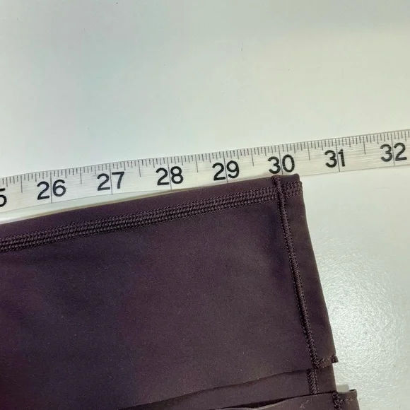 Vuori Daily Split Flare Athletic Legging Yoga Training Sleek Stretchy Size Small - Picture 12 of 14